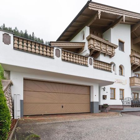 Quaint Apartment In Hainzenberg Near Horbergbahn Екстер'єр фото