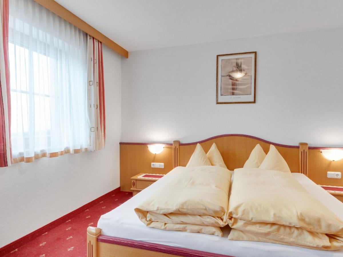 Quaint Apartment In Hainzenberg Near Horbergbahn Екстер'єр фото