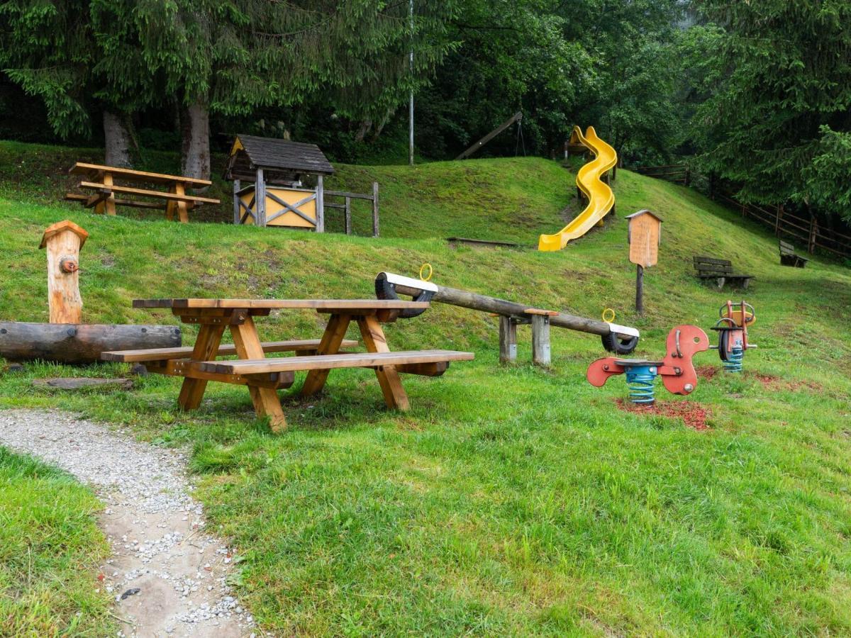 Quaint Apartment In Hainzenberg Near Horbergbahn Екстер'єр фото