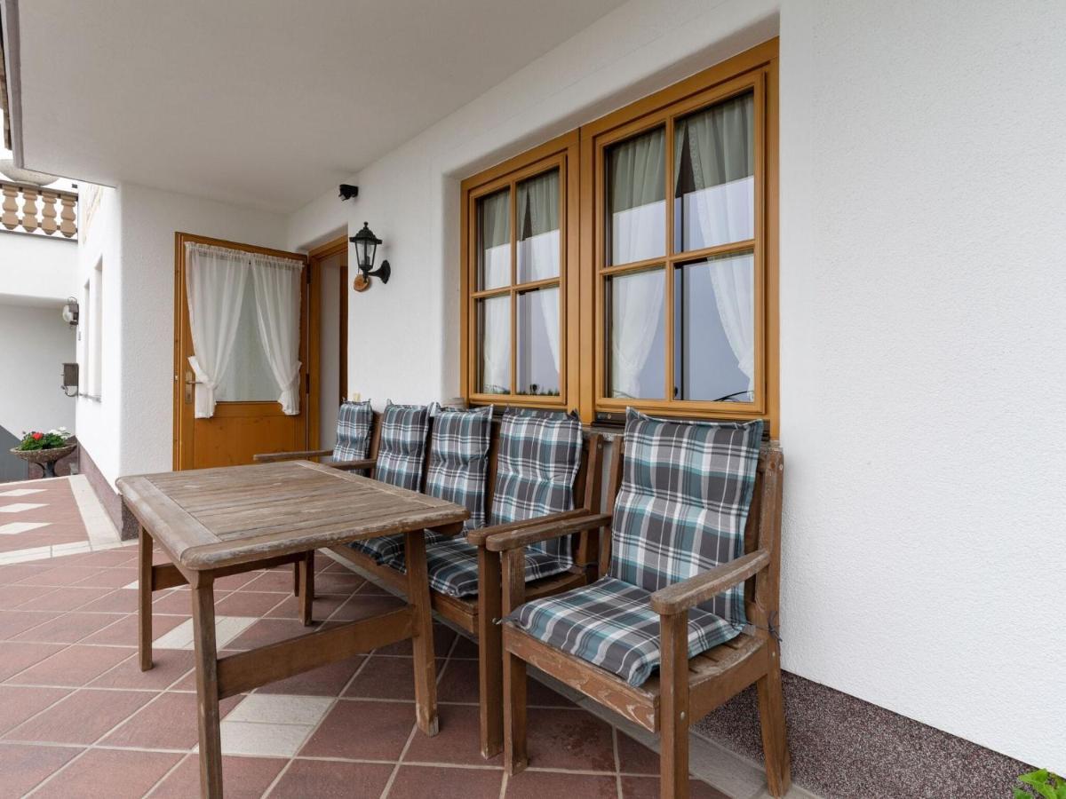 Quaint Apartment In Hainzenberg Near Horbergbahn Екстер'єр фото